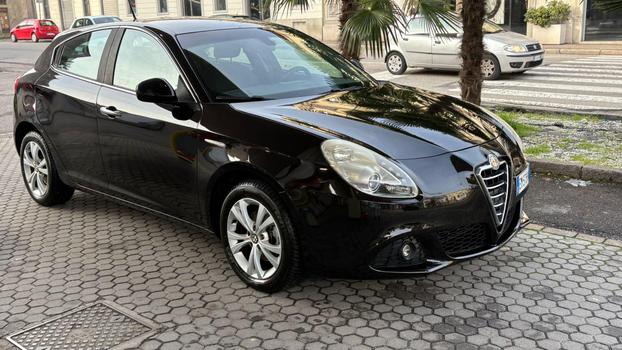 AUTOCAR M.M.A. DI NAZIF MAHMUT - Somma Lombardo | Subito