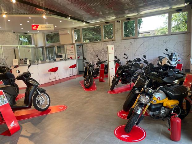 MOTO MACCHION SRL - Legnano | Subito