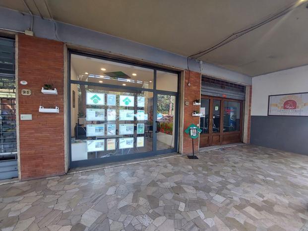 TECNOCASA - STUDIO SCANDICCI SAS - Scandicci | Subito