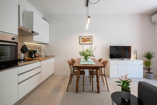 LINDHOME IMMOBILIARE | Subito