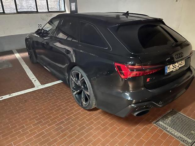M-ELITE GMBH - Milano | Subito