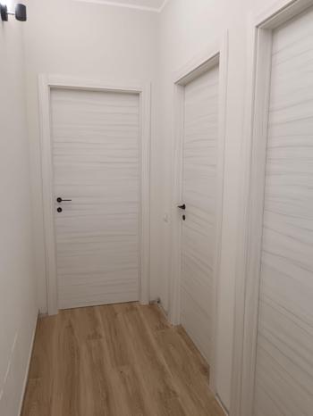 Porte Interne pronte €150 e  finestre pvc Sardegna - Elmas | Subito