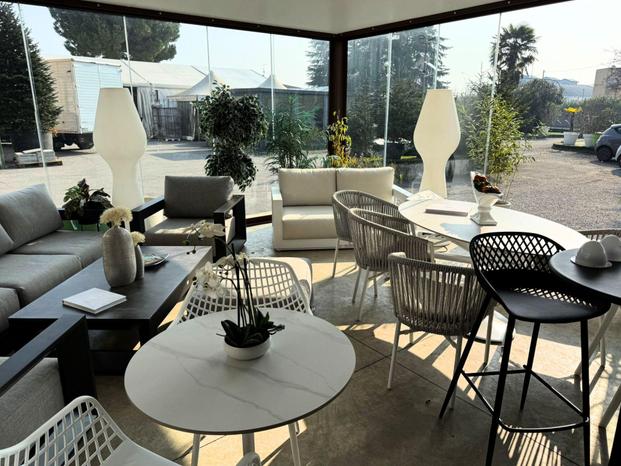 OLTREILGIARDINO SRL - Grassobbio | Subito