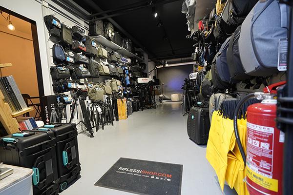 RIFLESSI SHOP - Torino | Subito